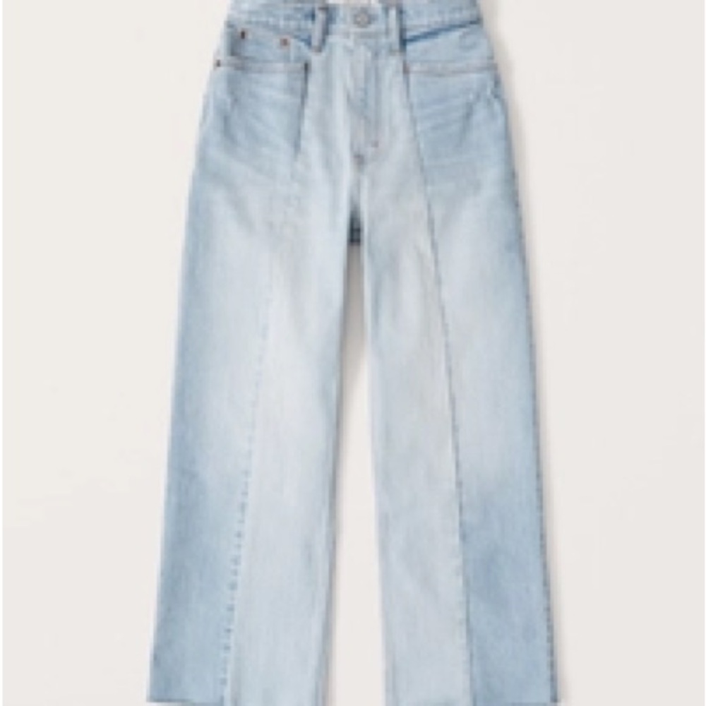 Abercrombie Ultra High Rise Cropped Wide Leg Jean